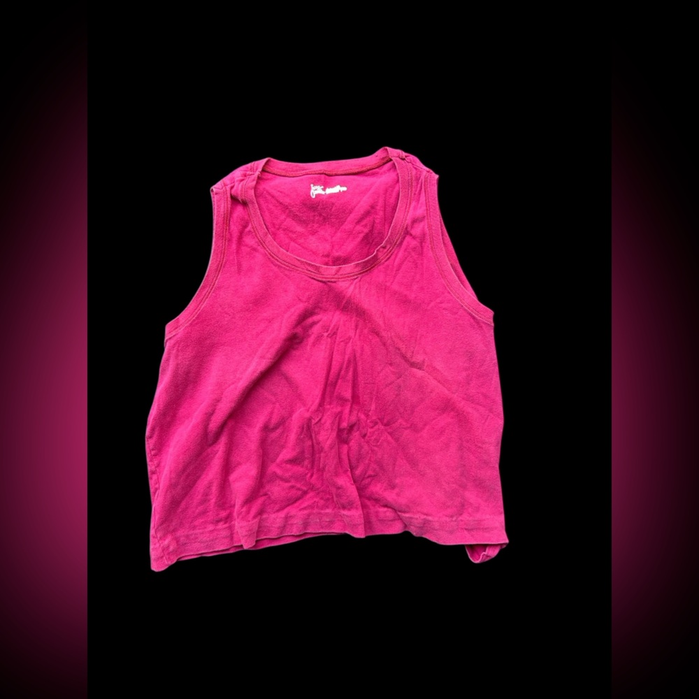 ✨Pink cropped tank top✨